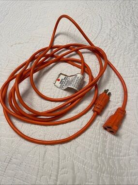 WOODS Brand Orange Heavy Duty 3 Prong Extension Cord Indoor Outdoor 14 Feet